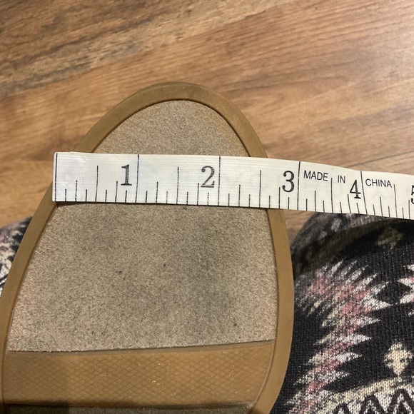 Dr. Scholl’s Booties w/ heel Size 10 - Picture 14 of 16